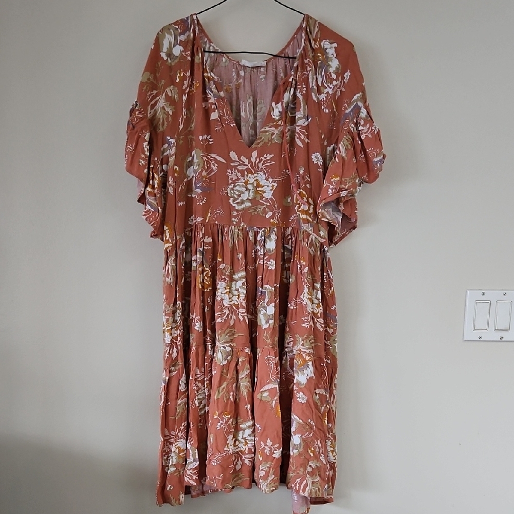 Oversized Floral V-Neck Ruffle Sleeve Dress